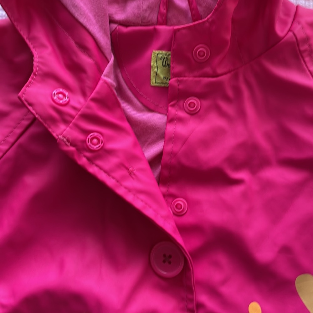 Butterfly raincoat - Picture 2 of 6
